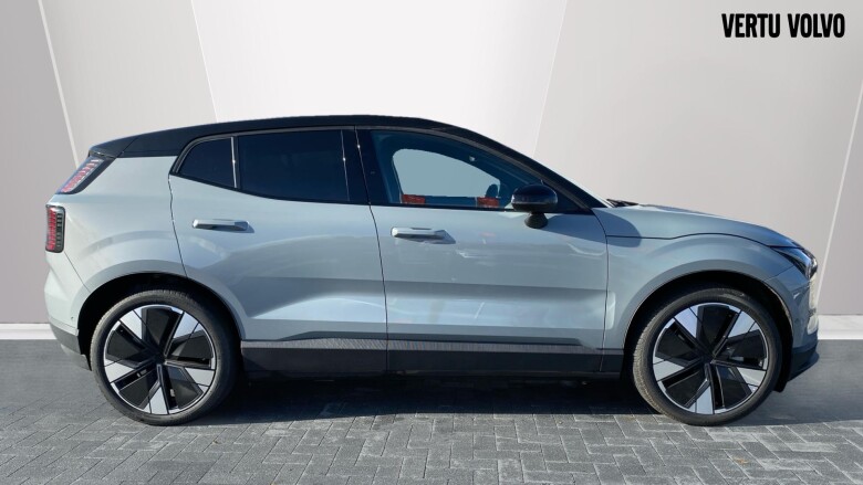 Volvo EX30 200kW SM Extended Range Ultra 69kWh 5dr Auto Electric Estate